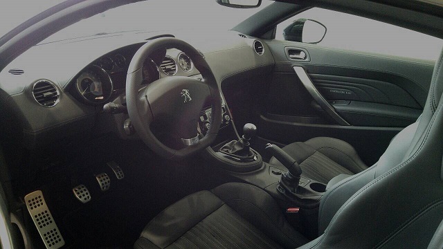 RCZ MAGNETICご納車させていただきました!!