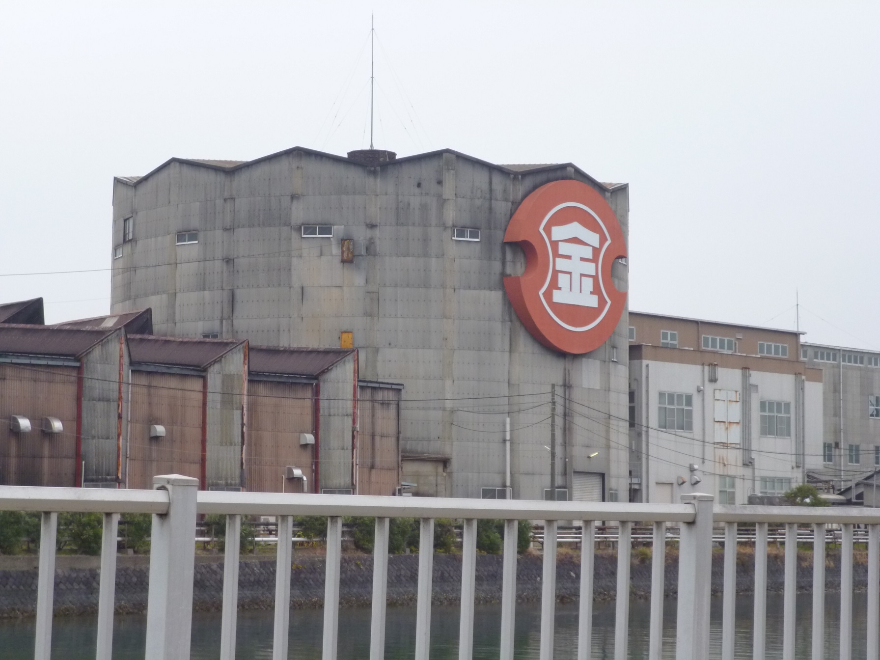 プジョーライオン、またしても県南へ...