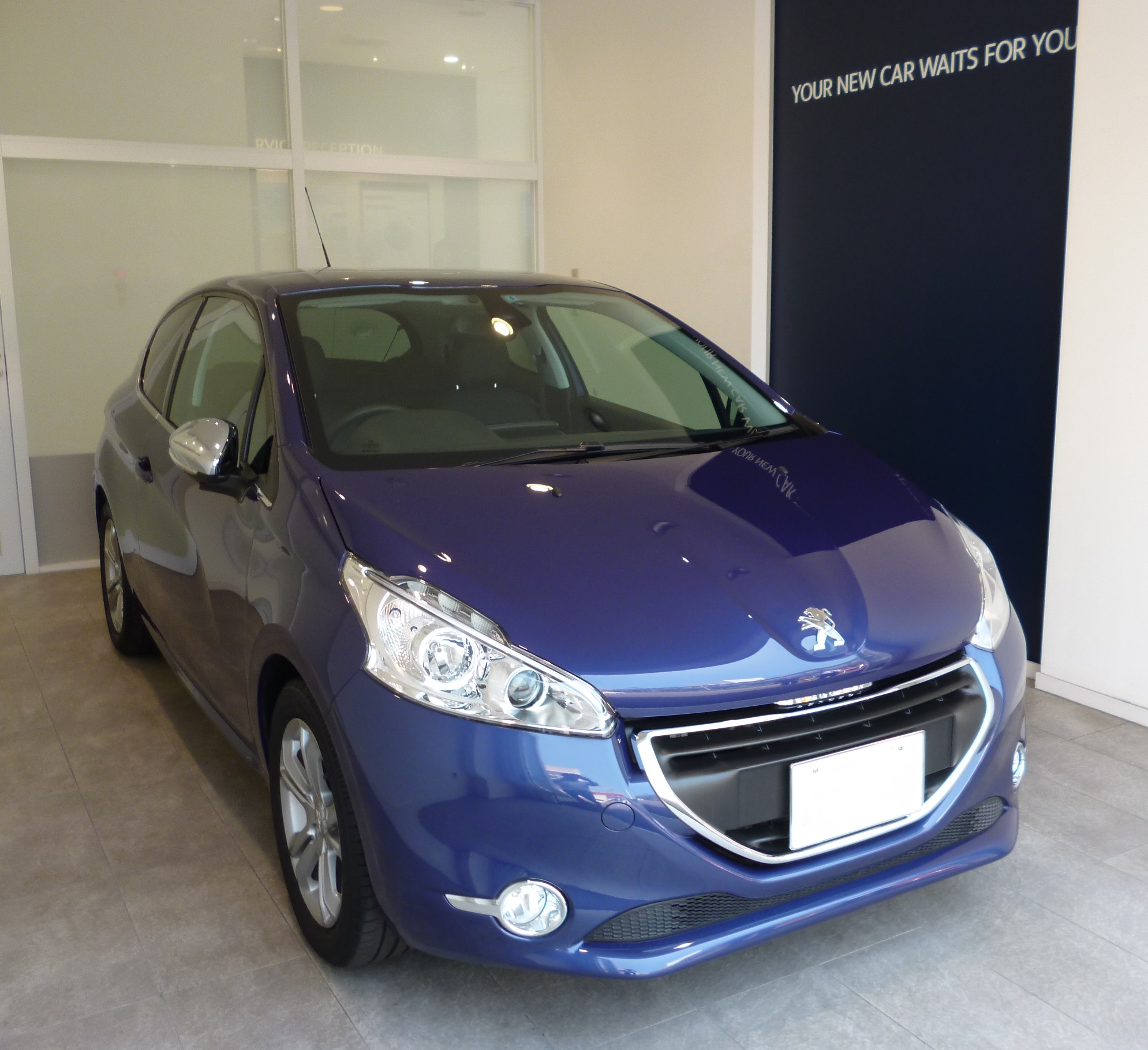 漲る82ps!!　走りの5速マニュアル!!　208 Allure 5MT ご納車♪♪