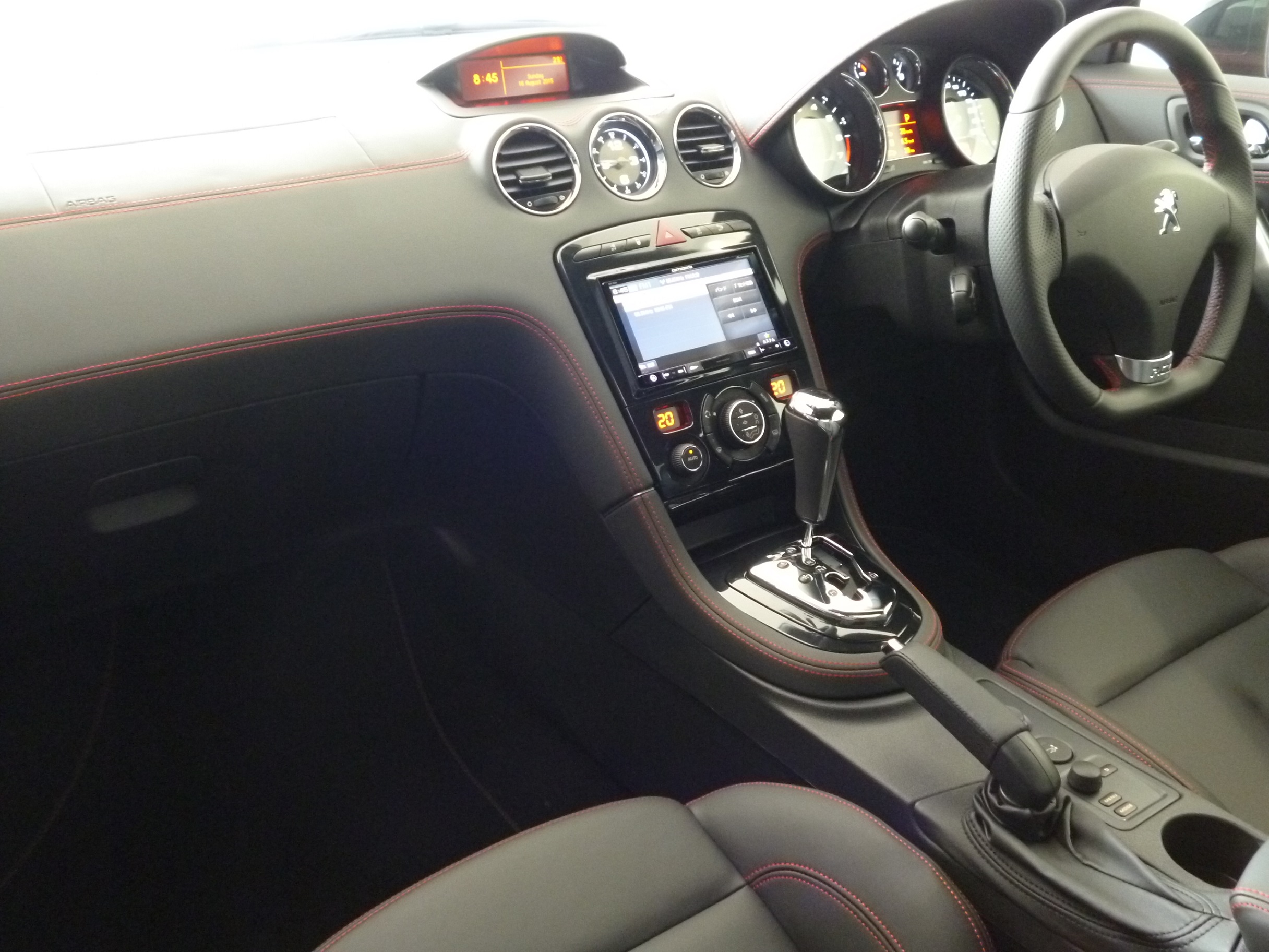 RCZ GT Line　展示車＆試乗車　ご用意しております♪♪