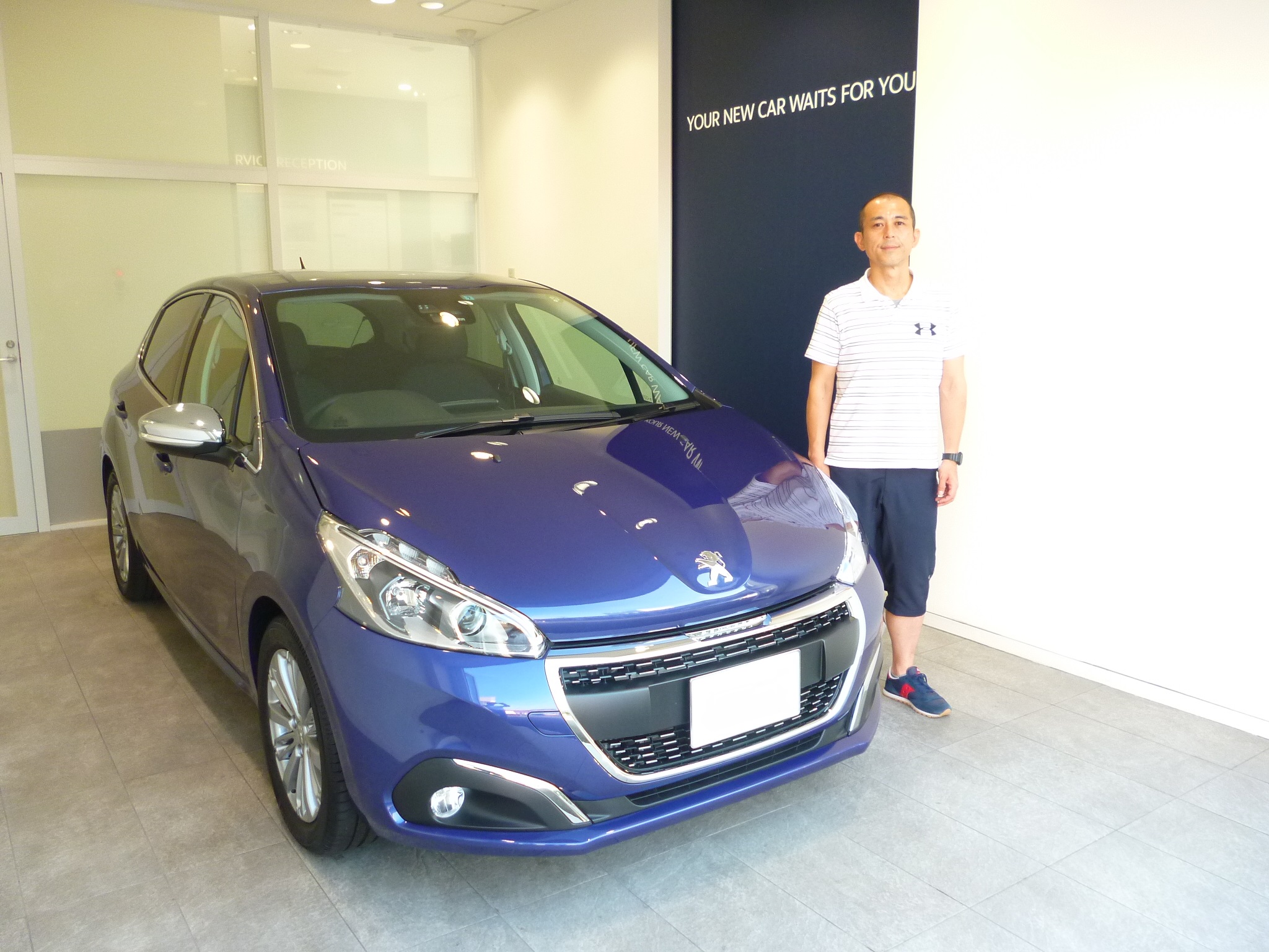 208 Allure カラドブルー ご納車させて頂きました♪