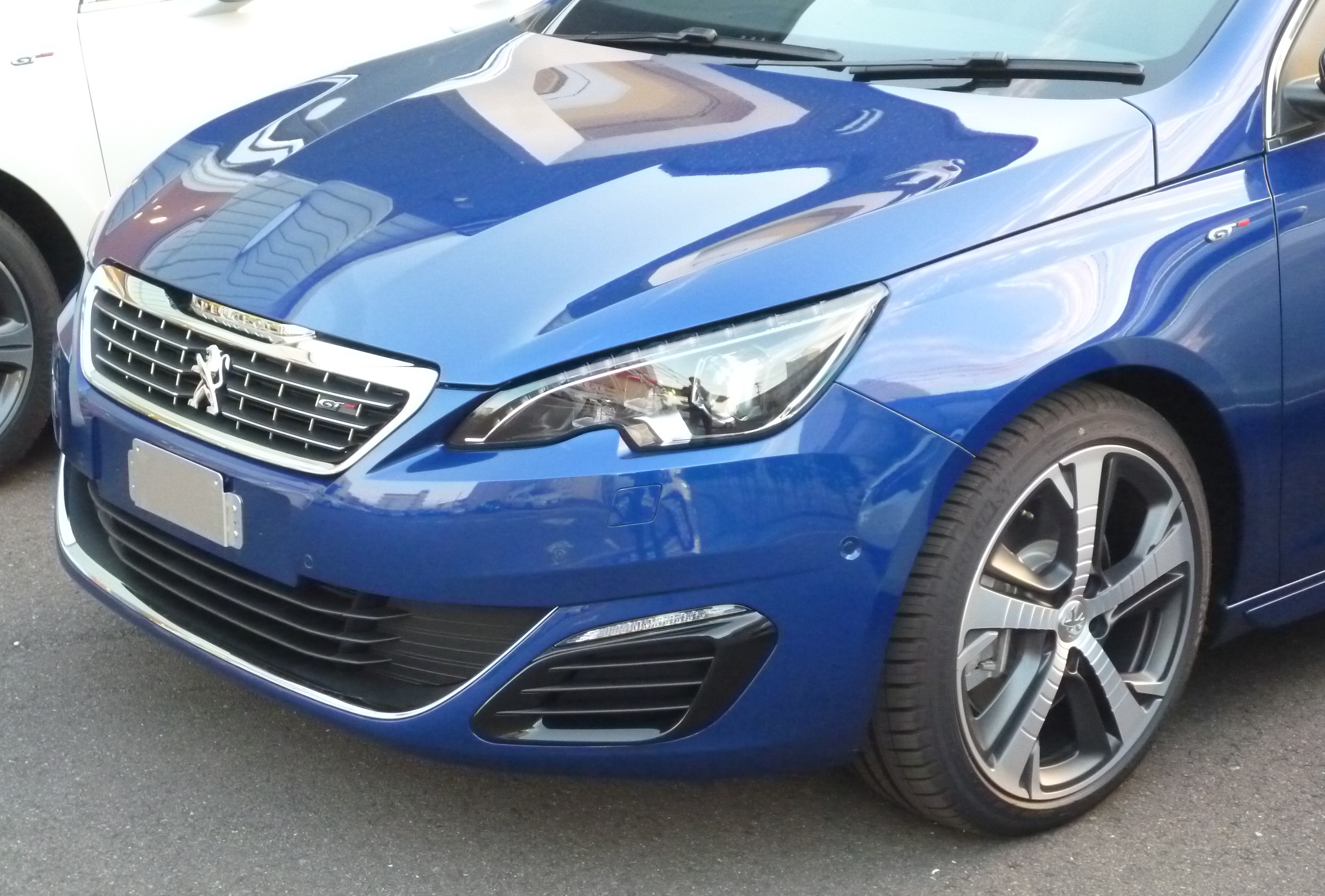 プジョーのBlueHDi搭載モデル　勢揃いしましたよー♪♪