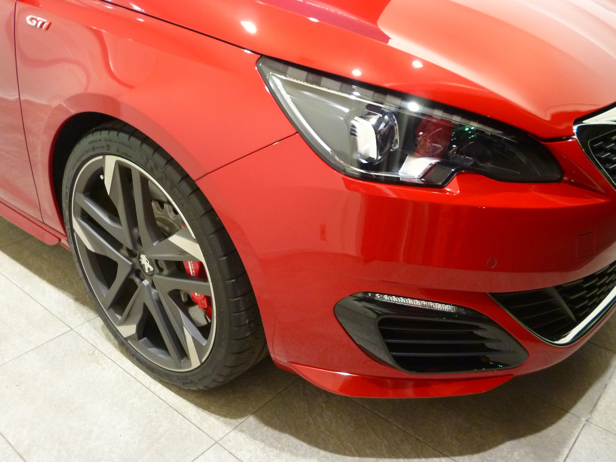 RHD 5MT + LHD 6MT + LHD 6MT...。　そんなつもりでは...。