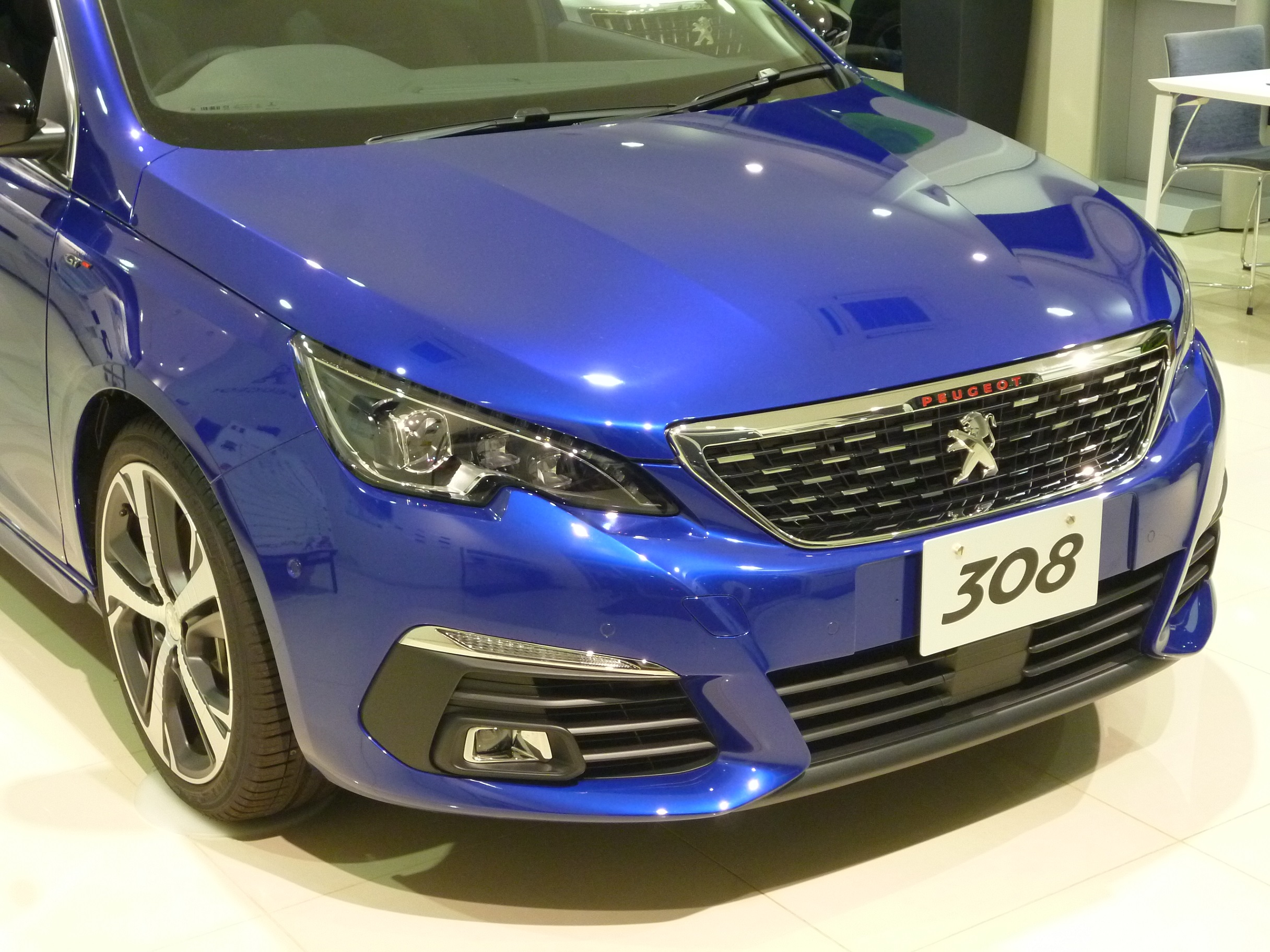 NEW308、デビューいたしました！
