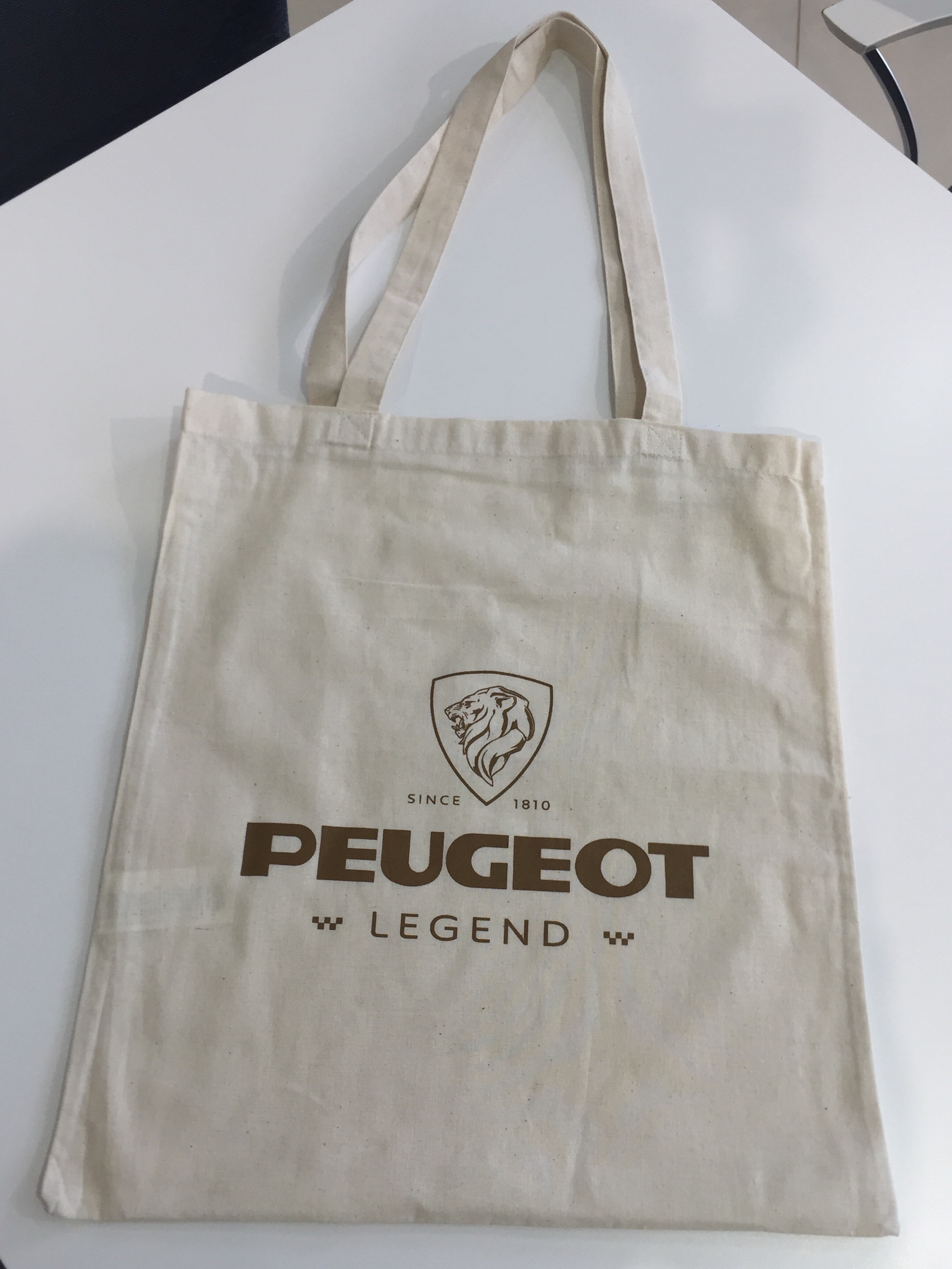 プジョートート入荷しました♪