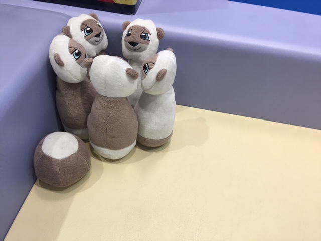 プジョーライオンとかくれんぼ。