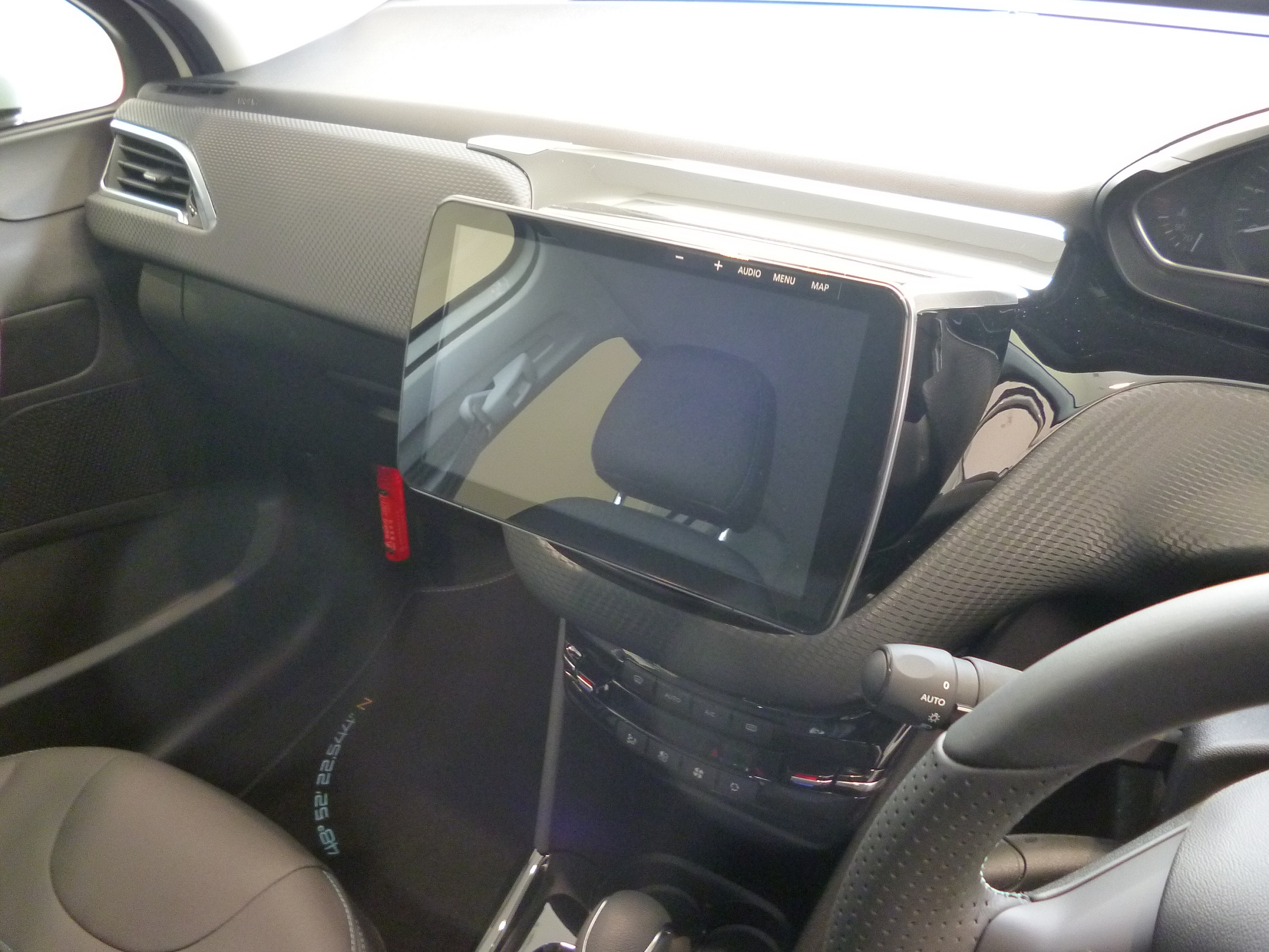 大きな画面、このテも、ありますよ♪　2008ご納車♪