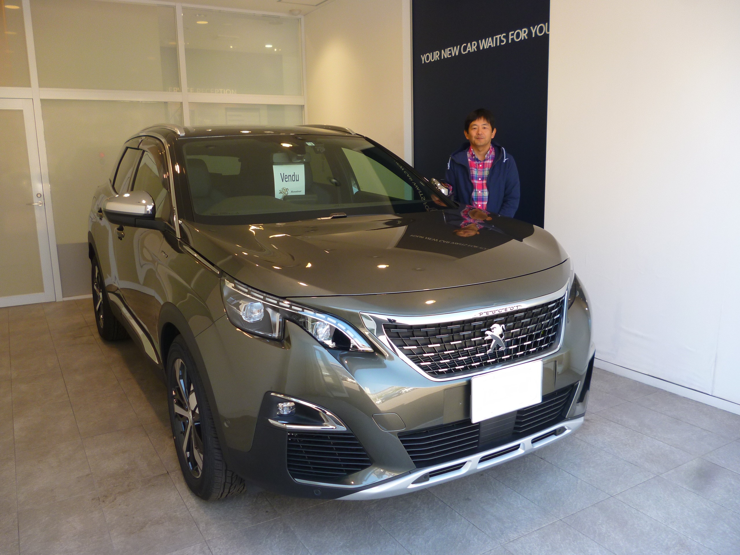 アマゾナイトなグレーの3008、 ご納車♪♪