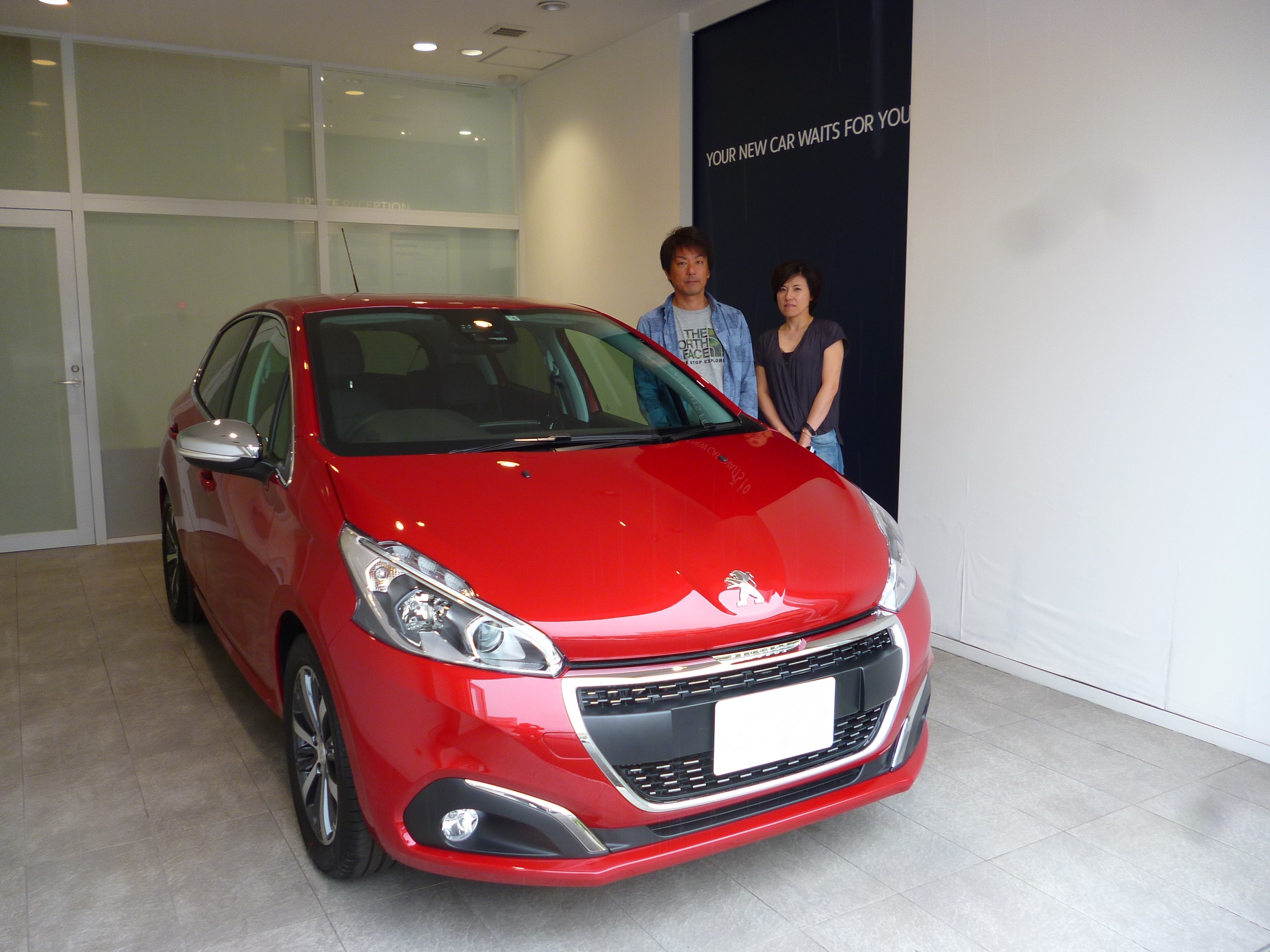 特別な内装の1台♪　208レザーエディション ご納車♪