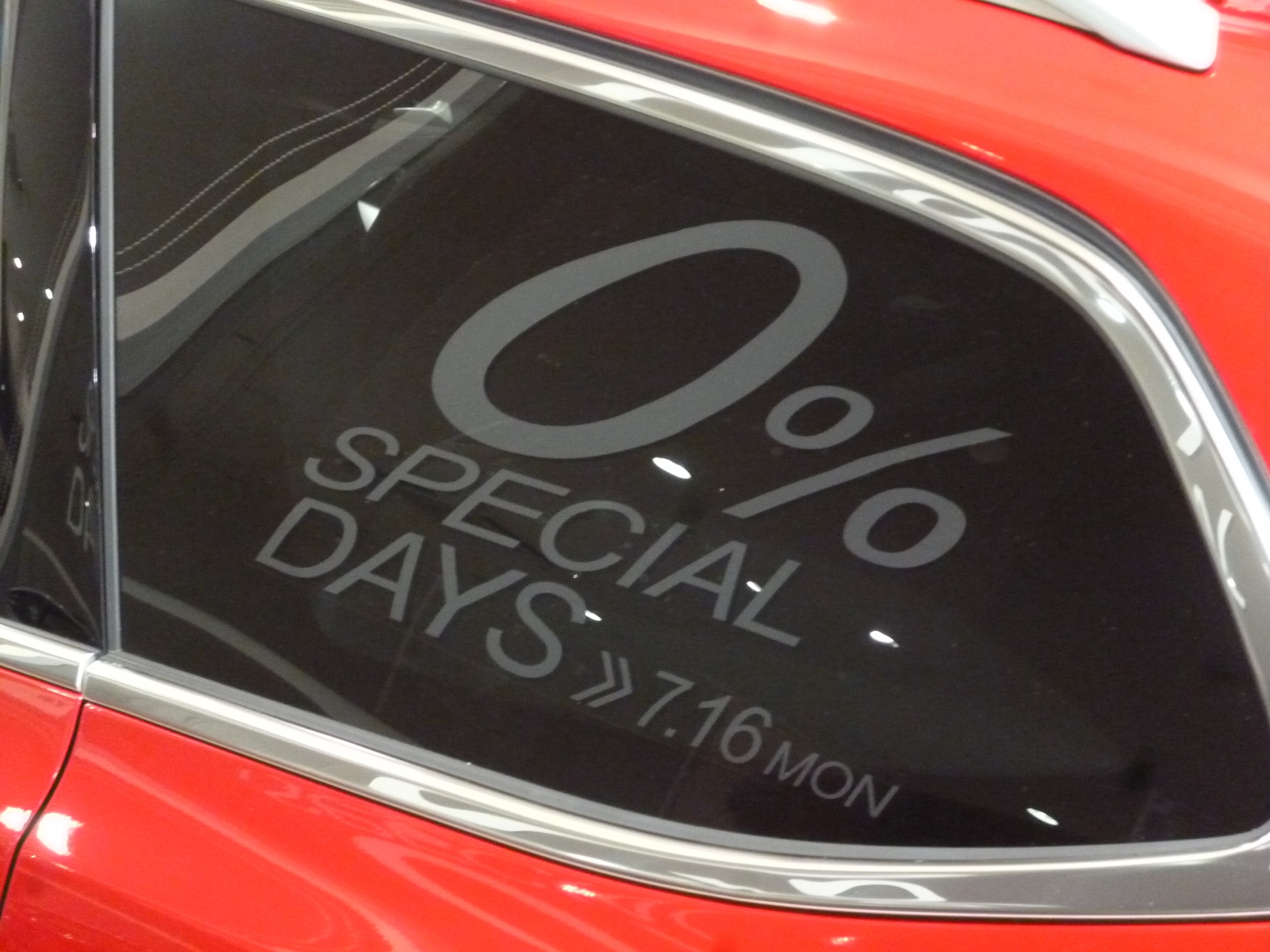 この夏、プジョーで、最高のバカンスを♪♪