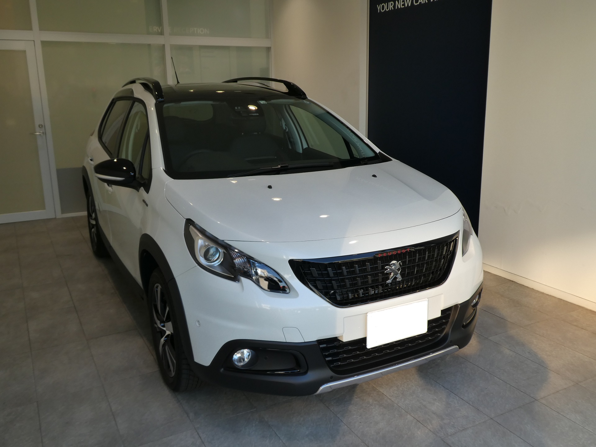 ２００８ＧＴLineパノラミックガラスルーフ納車させて頂きました。