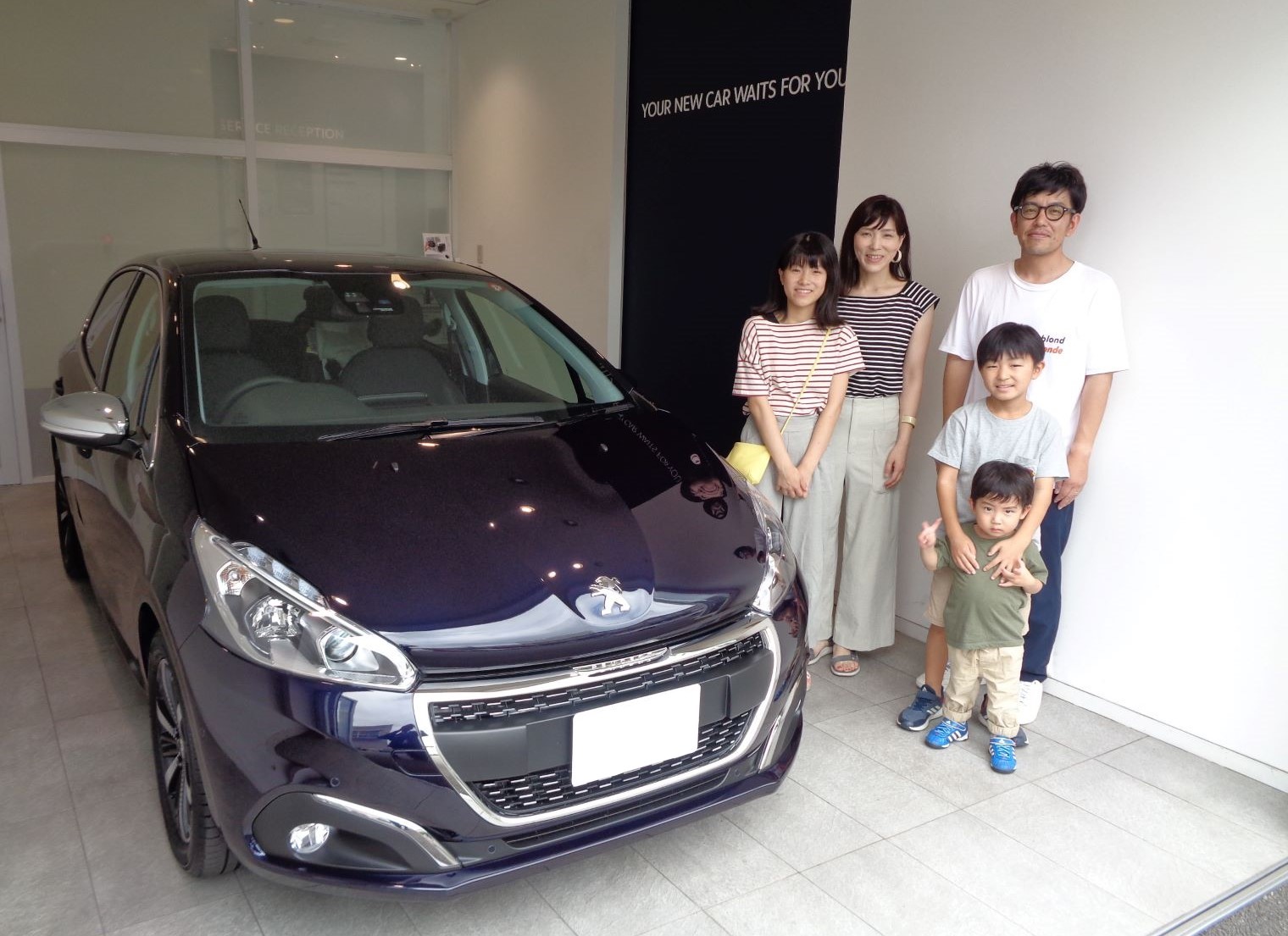 208 Allure Fun Edition 納車させて頂きました。
