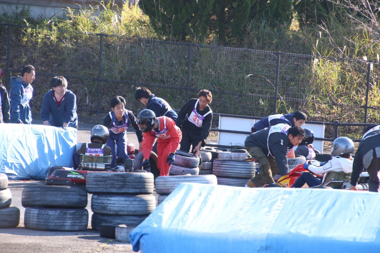 みんなでカート行ってきました(^^)/✨