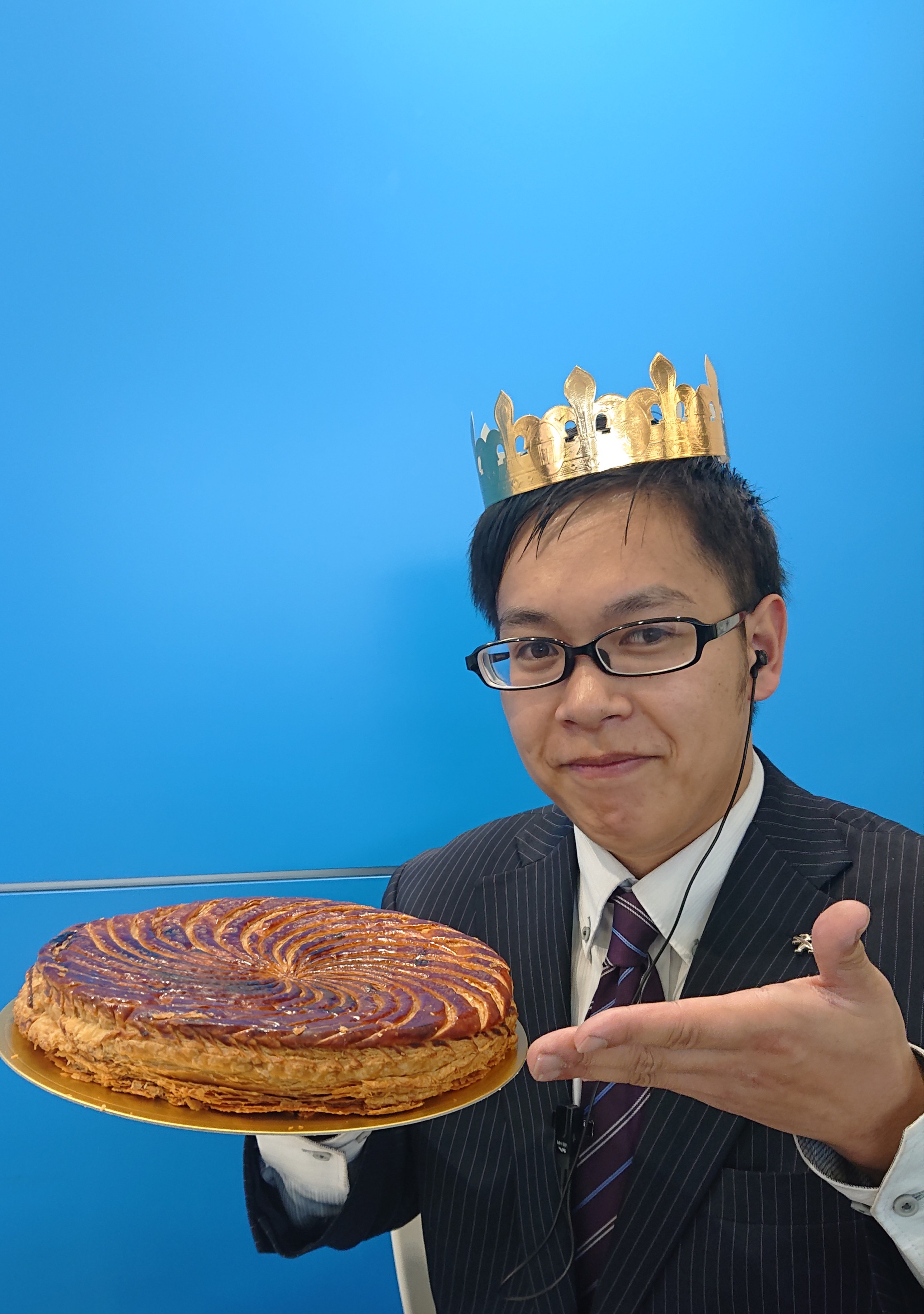 いよいよ明日～明後日は、出来たてガレット・デ・ロワ大会♪