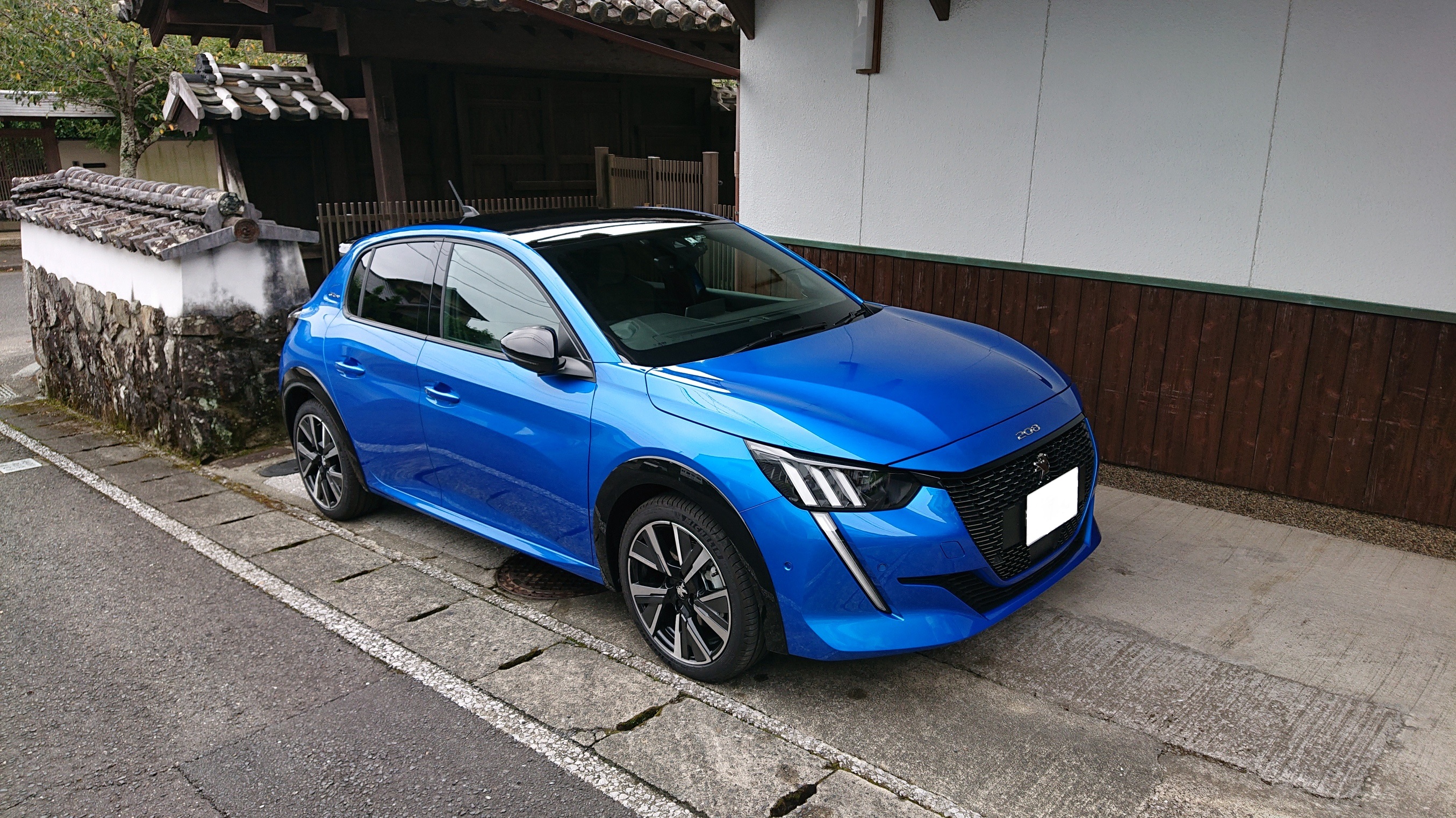 ヴァーティゴブルー、県内第1号車、ご紹介♪