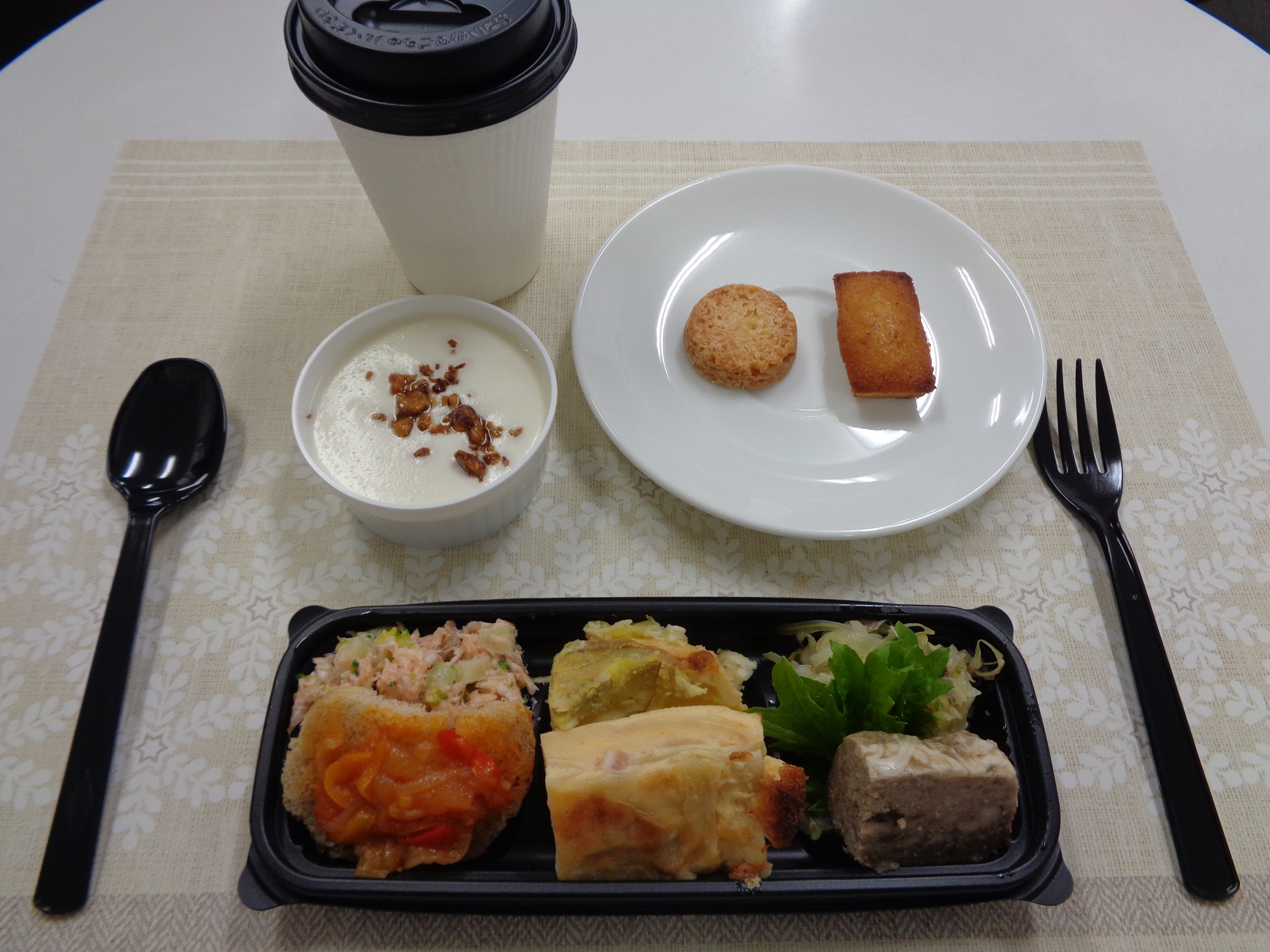フランスデー＆保険無料診断会、明日も開催♪♪