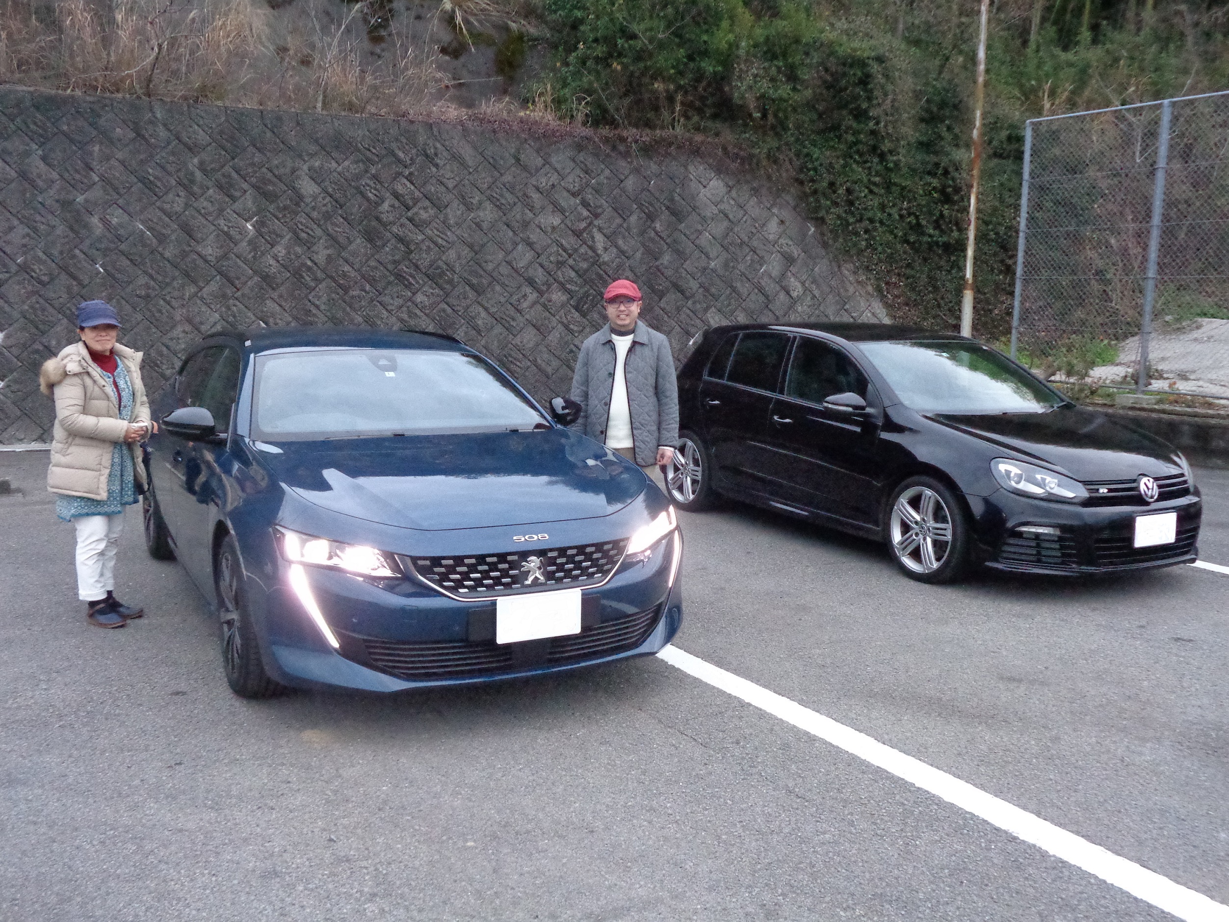 今、色気のあるデザインのクルマに乗る、というコト。508SW ご納車。