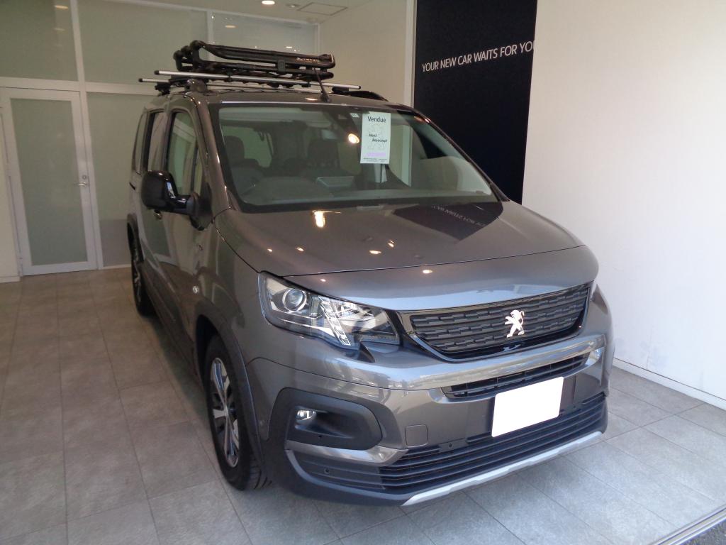 PEUGEOT LIFTER　納車式