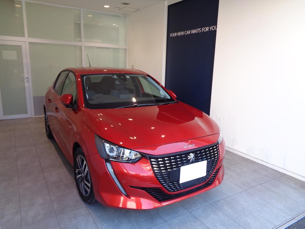 PEUGEOT　208　Allure　納車式