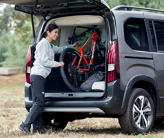 【インテリア】RIFTERの、ラゲッジの、オハナシ。