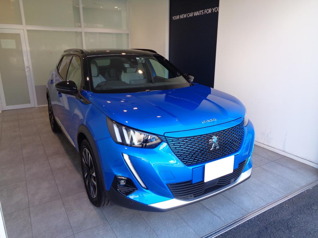 PEUGEOT e-2008　納車式