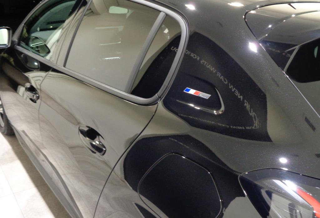 お洒落マン、お勤めご苦労様です、の巻（PEUGEOT208 納車式）