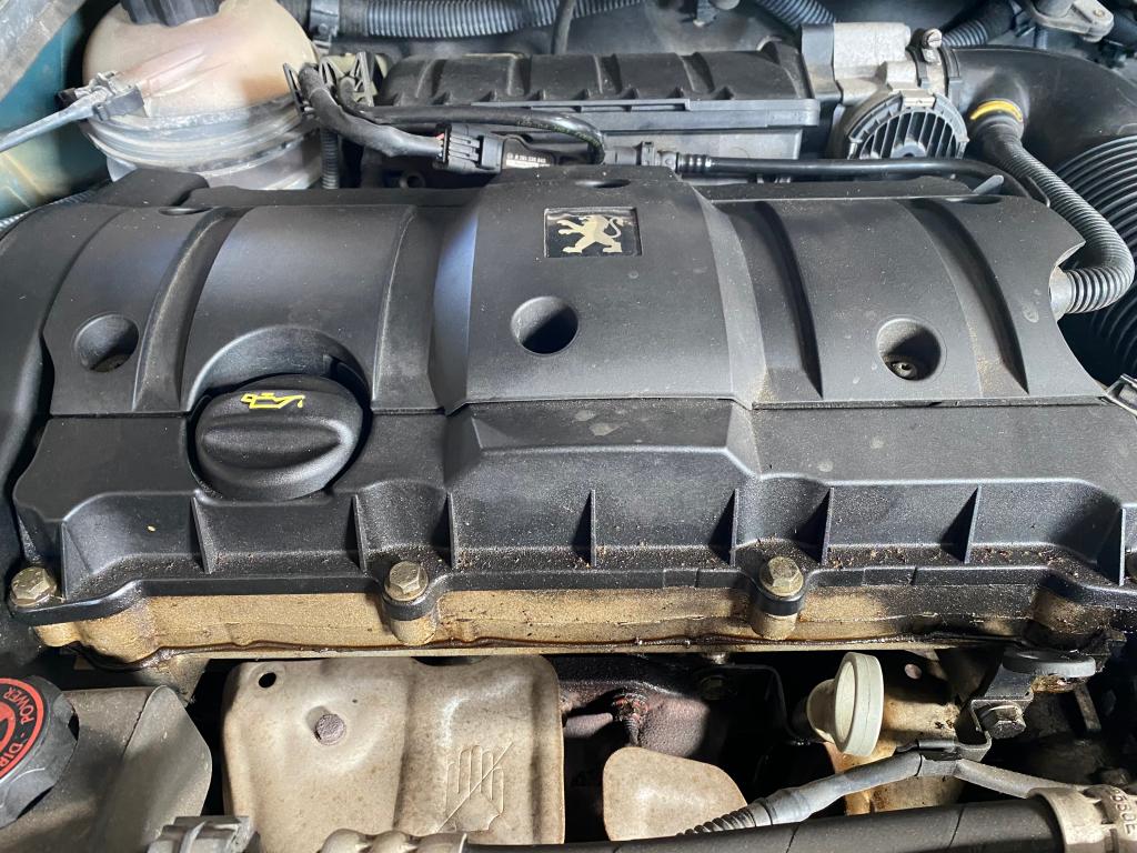 エンジンオイル量のチェックランプ