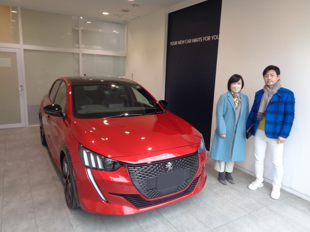 208 GT パノラミックガラスルーフ納車式
