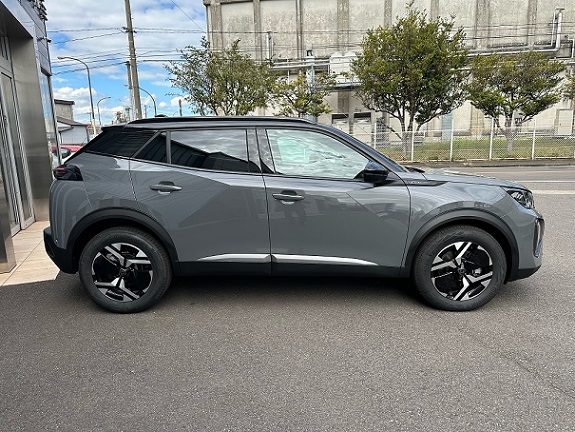 NEW2008　デビュー　（エクステリア）