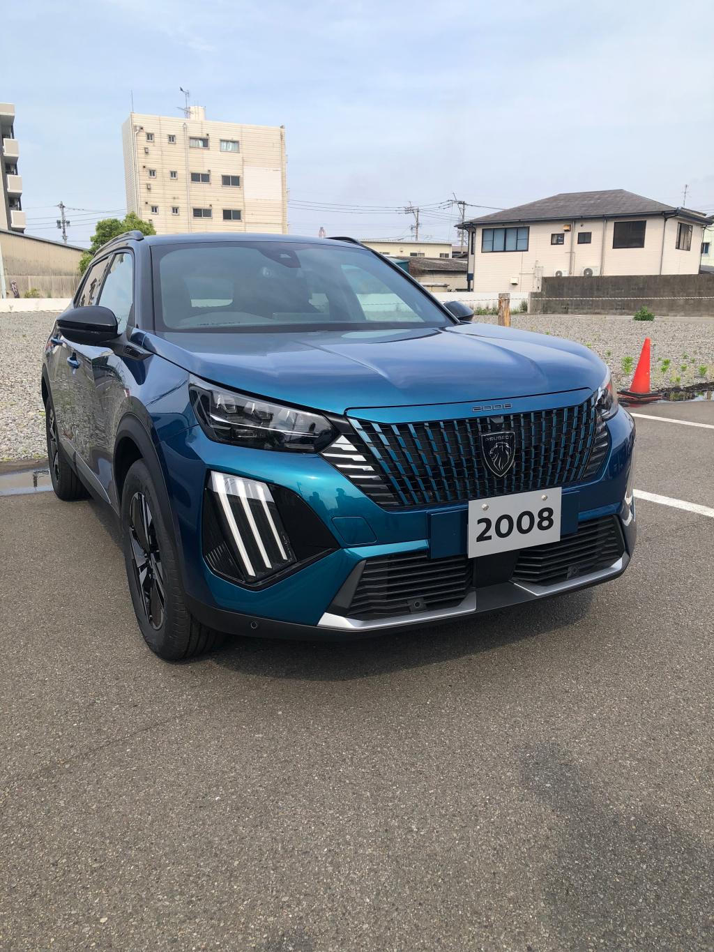特別仕様車 PEUGEOT 2008 GT  Obsession Blue  ご案内（エクステリア）