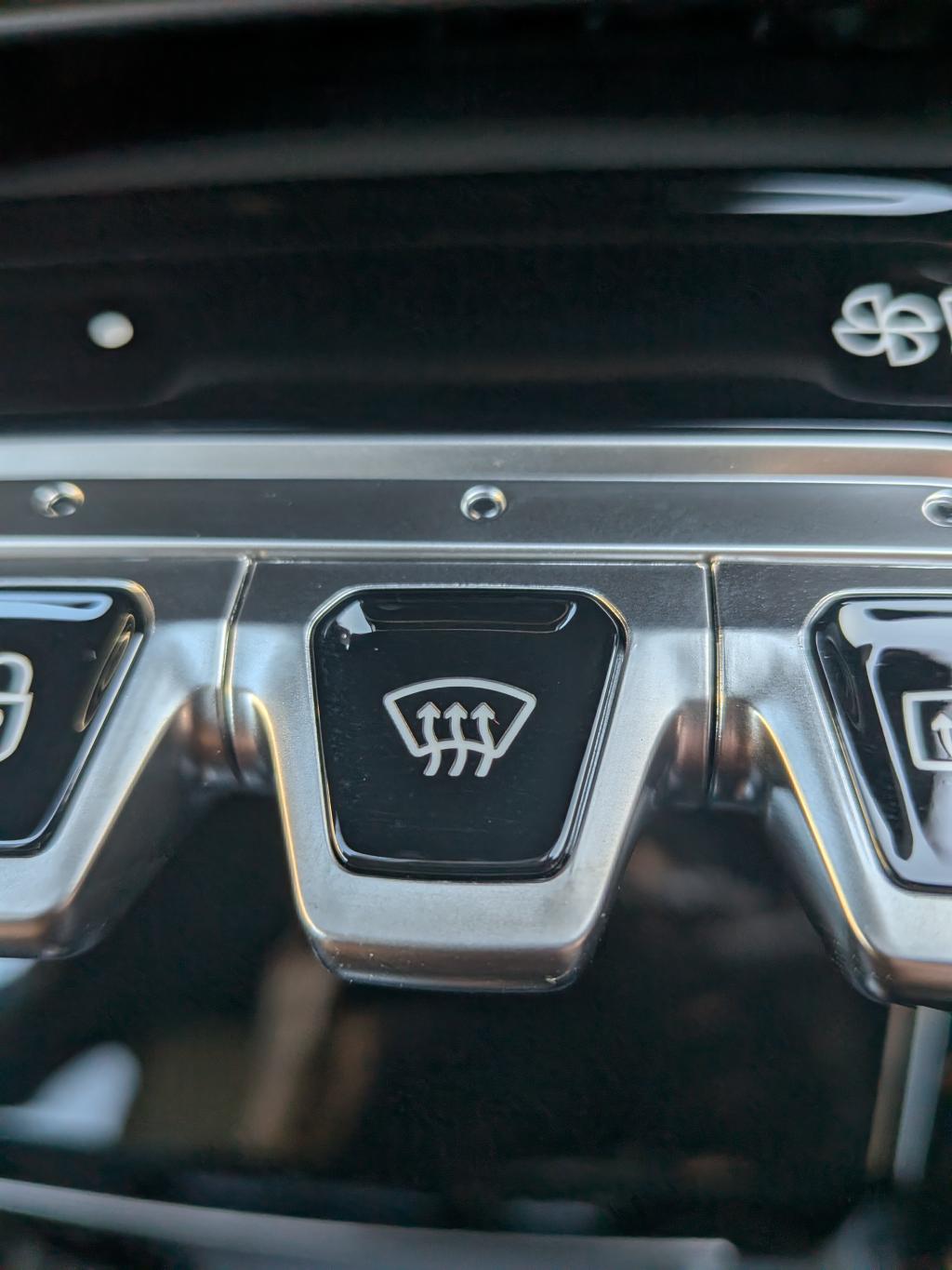 メカニックの緒方です。