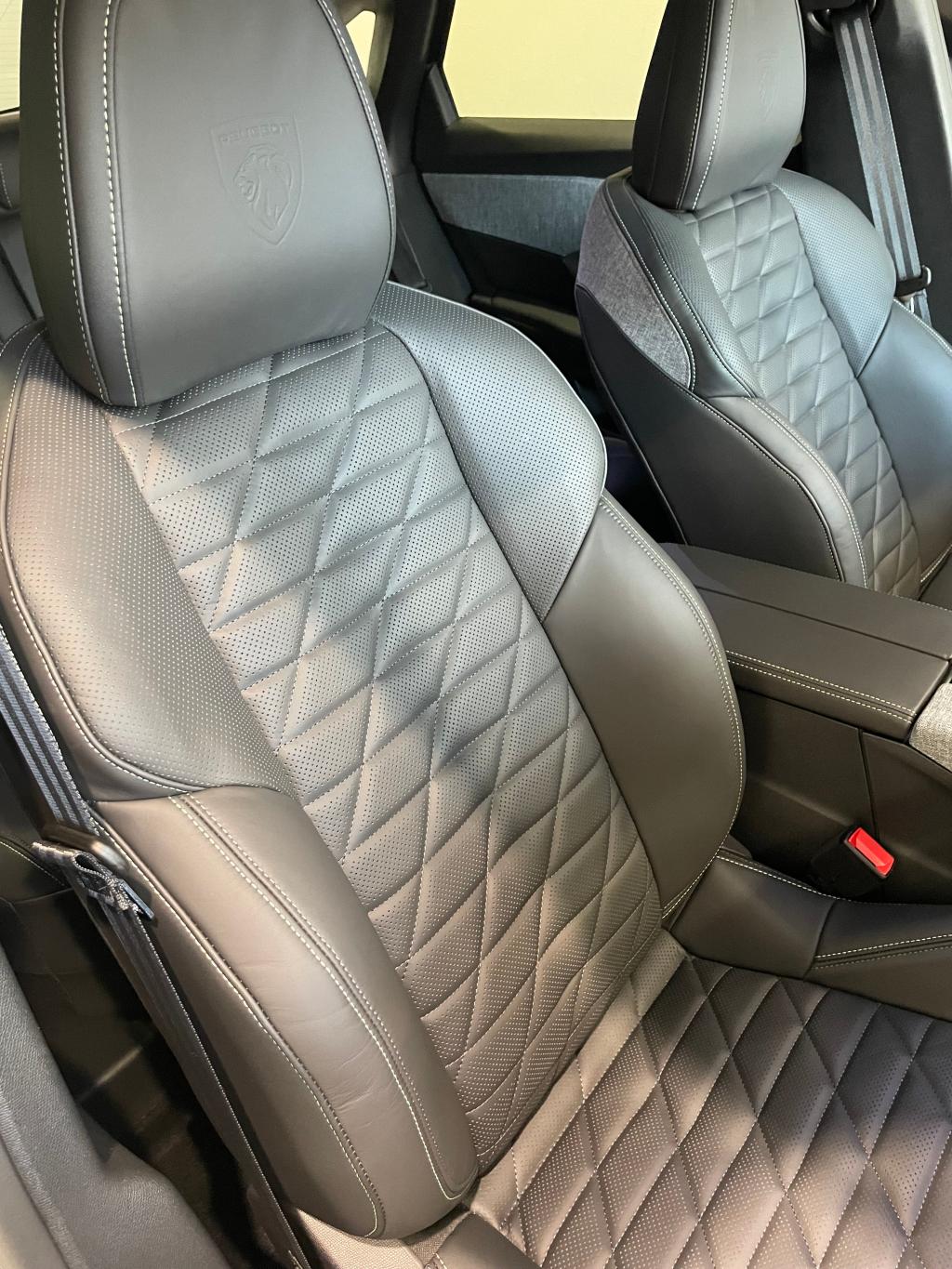 3008 特別仕様車　ブラックエディション　インテリア